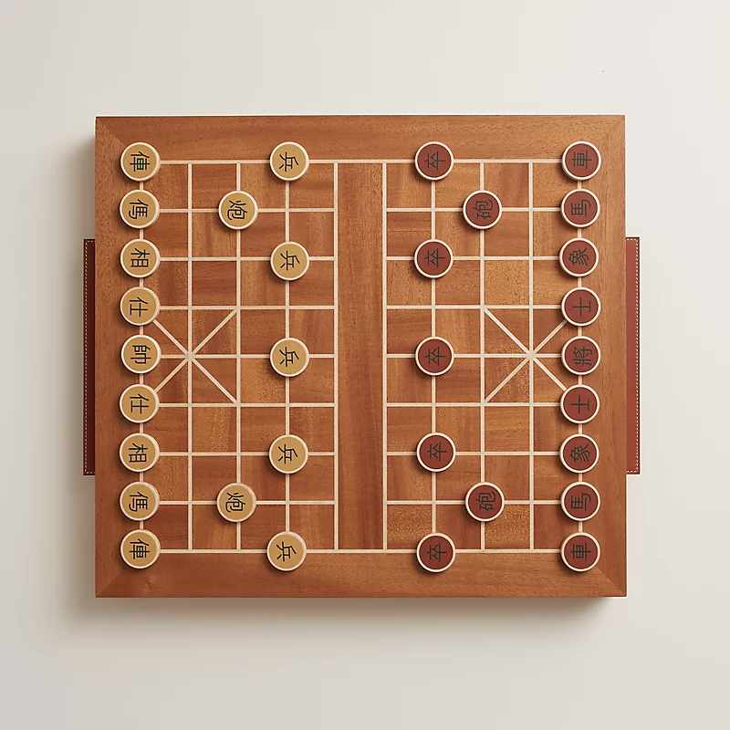 Traditional wooden Xiangqi set, angle view